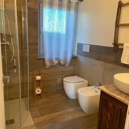 Cascina Binello B * Murazzano (Cuneo)