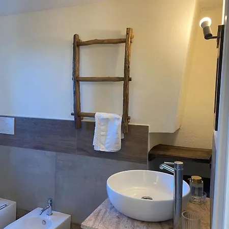 Cascina Binello B Murazzano (Cuneo)