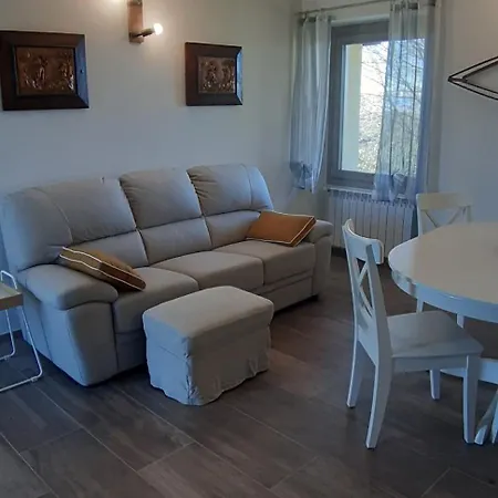 펜션 Cascina Binello B