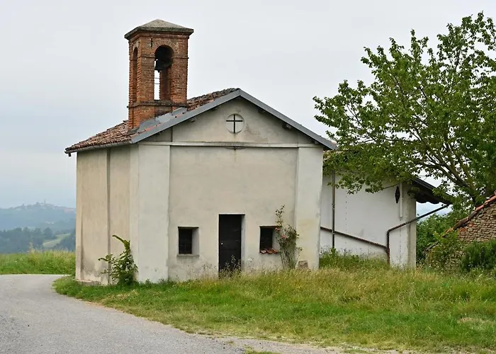 Cascina Binello B בית נופש Murazzano (Cuneo)
